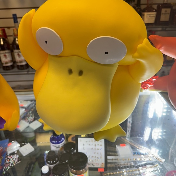 Psyduck Pokémon - Picture 4 of 4